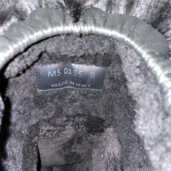 Men’s boots - Picture 3 of 3